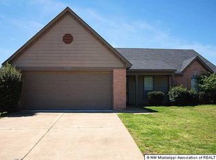 6261 Oak Run Dr W, Olive Branch, MS 38654