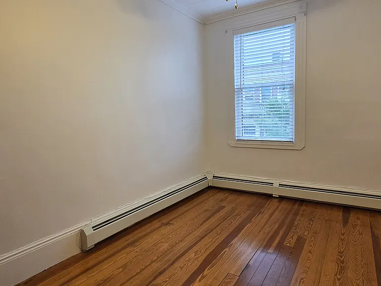135 Cottage St #3 — Photo 15