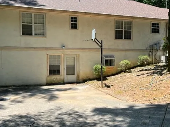 1383 Lilburn Stone Mountain Rd, Stone Mountain, GA 30087