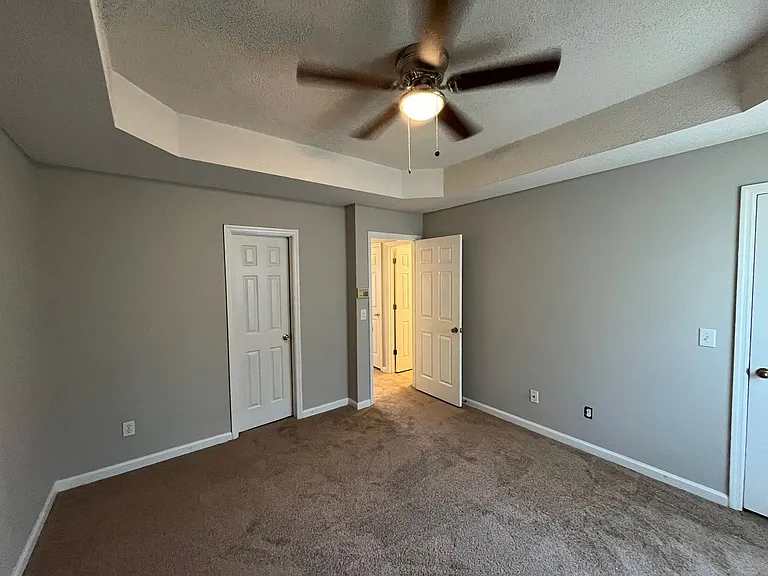 6057 Buxton Dr — Photo 18