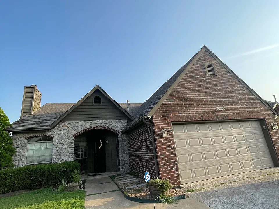 18910 E 50th Pl