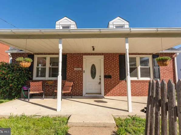 323 Coates St, Bridgeport, PA 19405