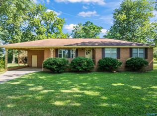 1286 Summerville Rd, Boaz, AL 35957