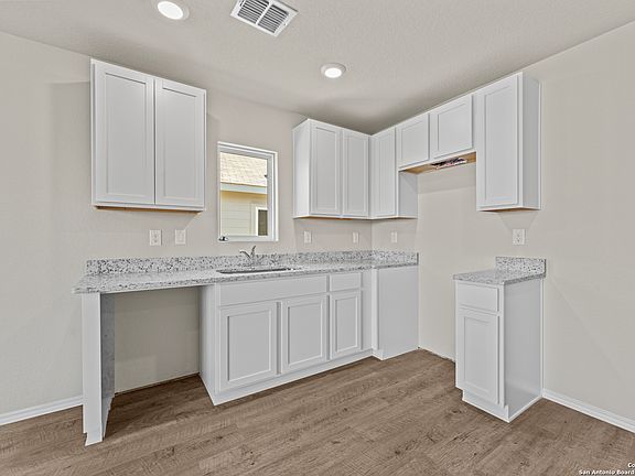 4th image of 3445 McCrae Crossing