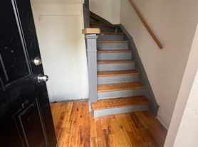 1052 N Avers Ave, Chicago, IL