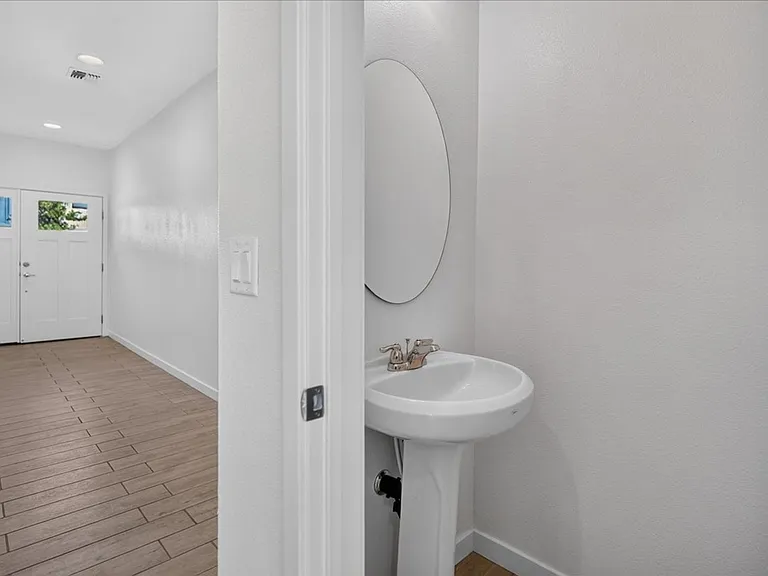 4860 Ciarra Kennedy Ln — Photo 6