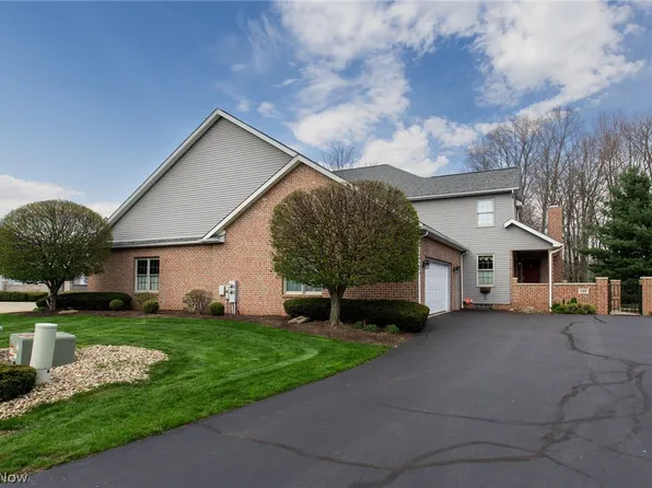 140 Hogan Ln NE, Warren, OH 44484