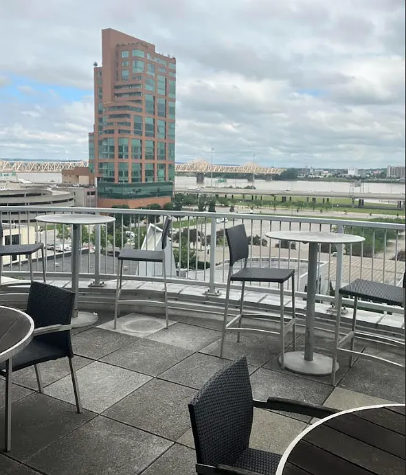 324 E Main St Apt 215, Louisville, KY 40202 HotPads