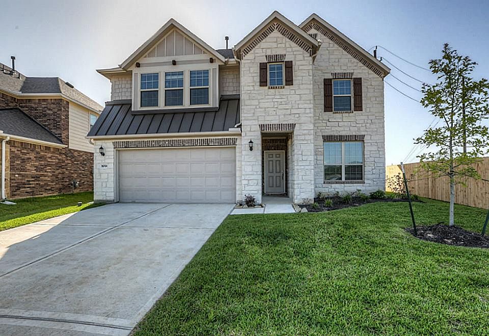 1st image of 15731 Giant Pine Ln
