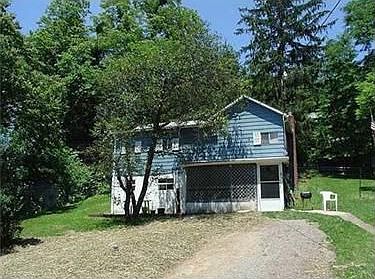 2nd image of 667 Laureldale Rd