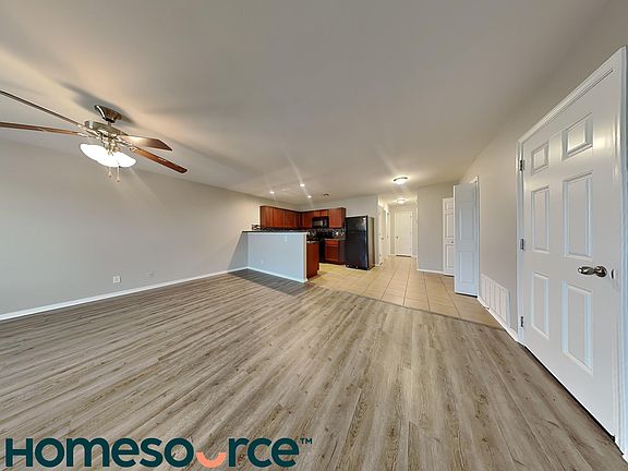 3rd image of 3503 E Gillette St