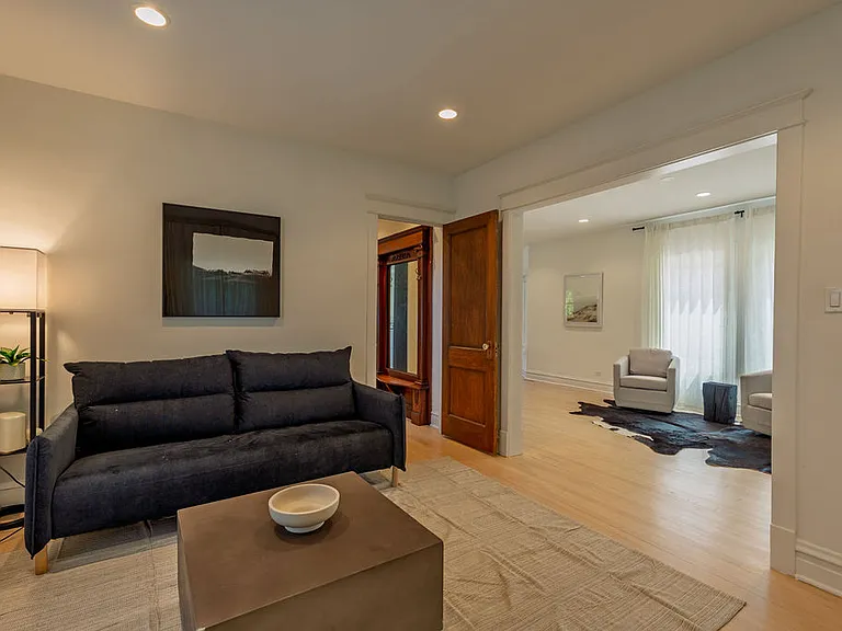 2227 N Nordica Ave — Photo 16