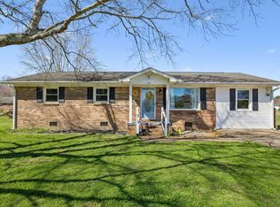 114 Sutton Ave, Waverly, TN 37185