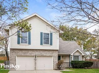 1604 NE 81st St, Kansas City, MO 64118