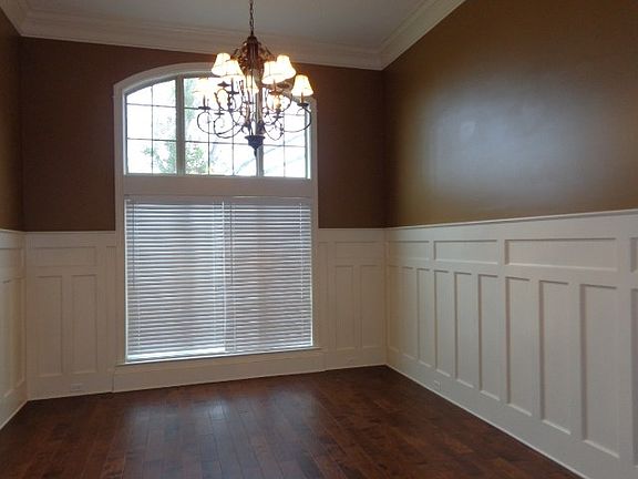 2nd image of 4601 San Saba Dr