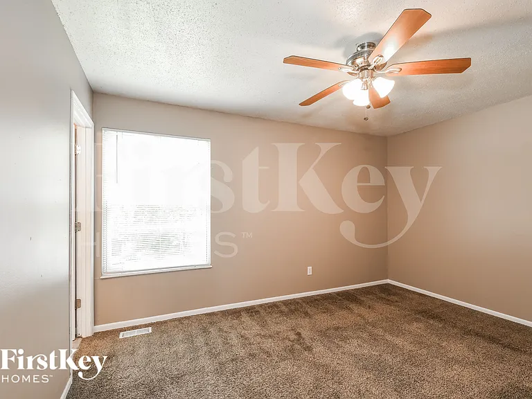 11610 Helenoak Dr — Photo 8