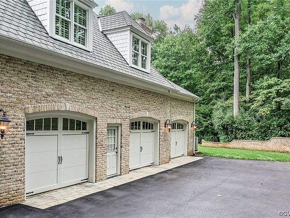 4th image of 909 Merchant Lee Pl