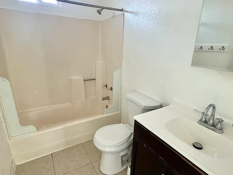 2525 E Monroe St #2 — Photo 3