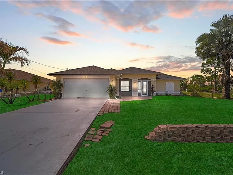 1019 Angelo Ave — Photo 19