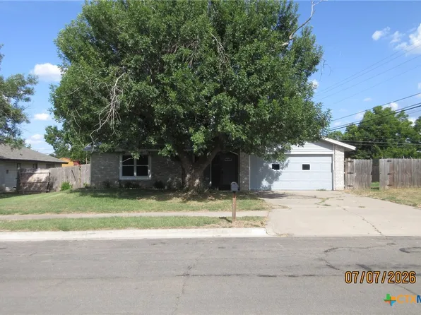2006 Eisenhower Dr, Killeen, TX 76543