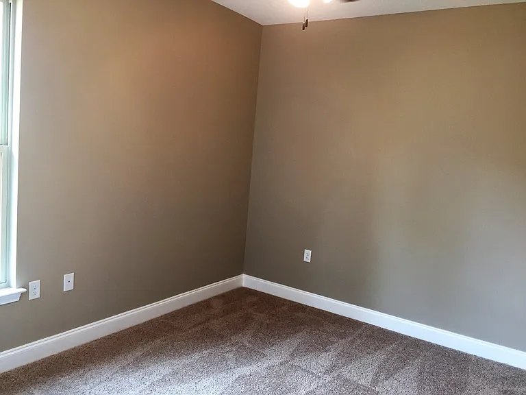 244 Schneider Dr — Photo 16