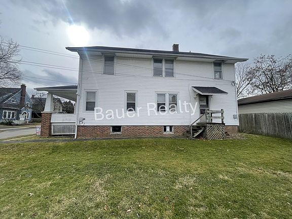 3rd image of 814-816 Chestnut St #814