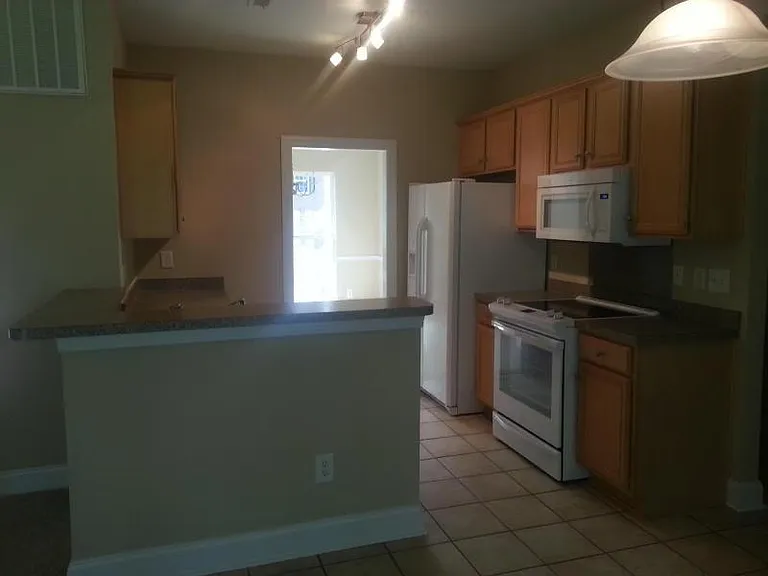 106 Horseshoe Bay Ct — Photo 21