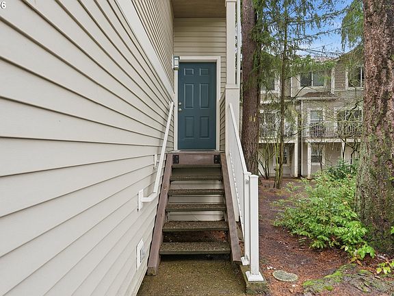 3rd image of 14170 SW Barrows Rd Unit 5