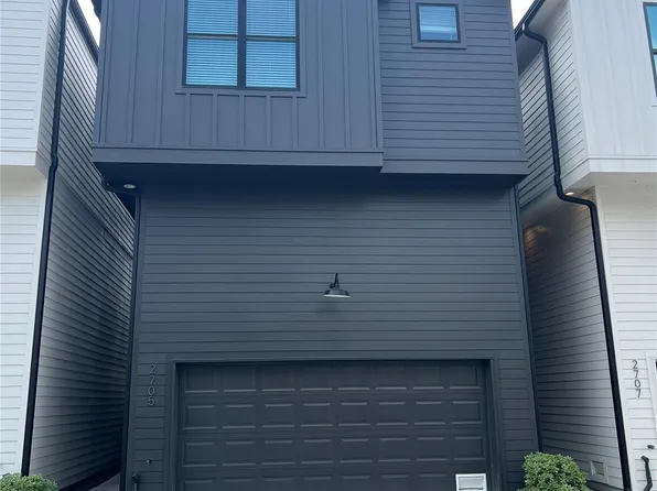 2705 Oakwood Crest Ln, Houston, TX 77018