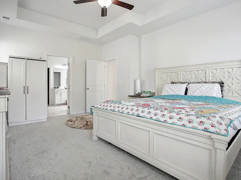 7925 Tiberon Pkwy #0 — Photo 29