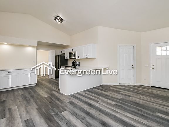 2nd image of 3401 W Mohawk Ln