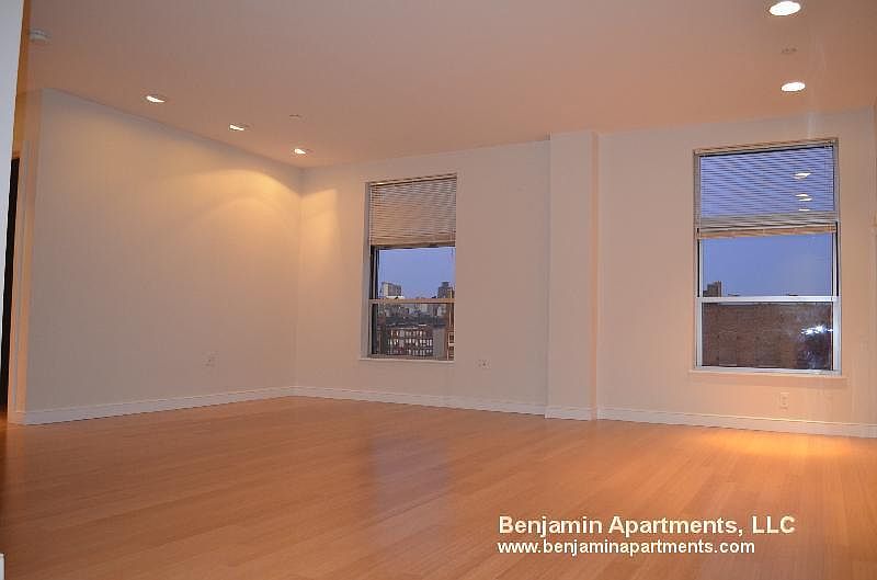 2nd image of 601-603 Albany St #407