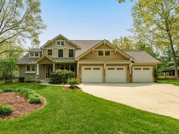 9467 El Dorado Ave, Kalamazoo, MI 49009