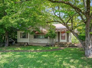 110 SW Sims St, Sparta, TN 38583