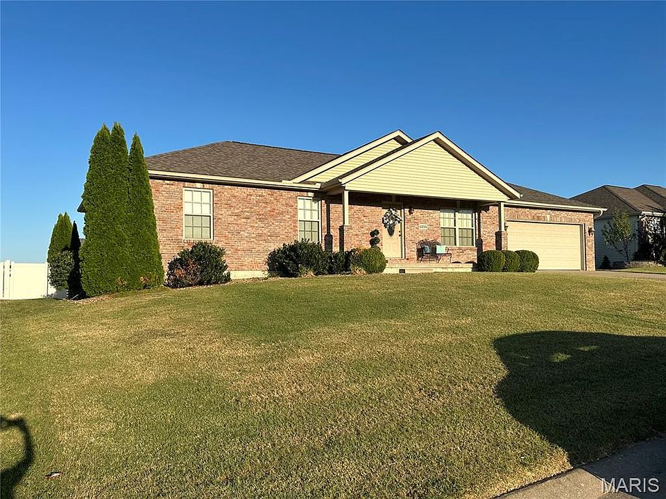 1st image of 1356 Holly Dr