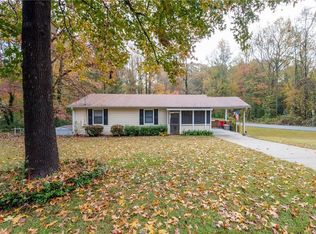 2151 Chestnut Log Loop, Lithia Springs, GA 30122