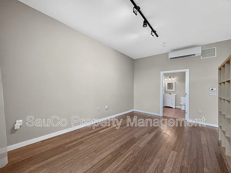 1425 NE 61st Ave #1-205 — Photo 12