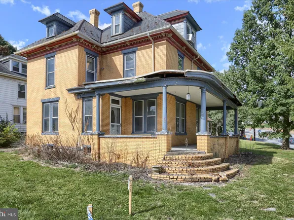 100 Valley St, Enola, PA 17025