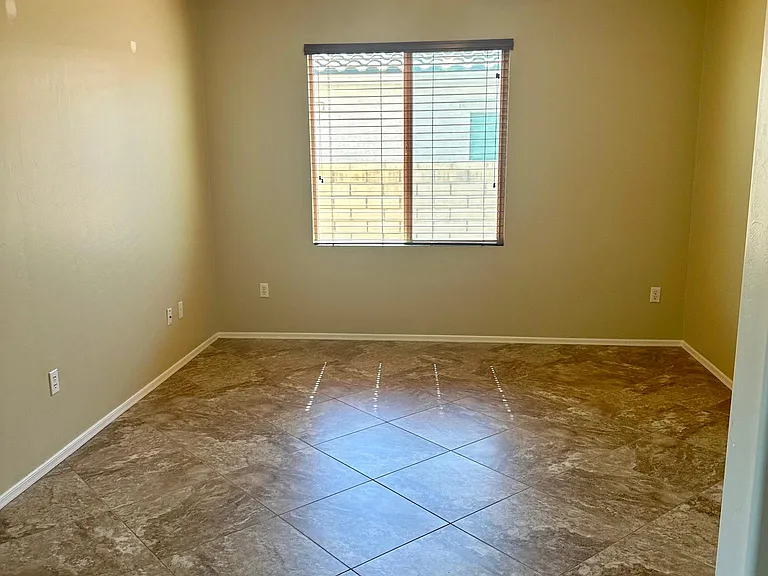 11556 N Adobe Village Pl — Photo 9