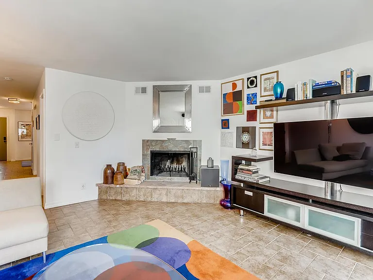 2934 Glenwood Dr — Photo 10