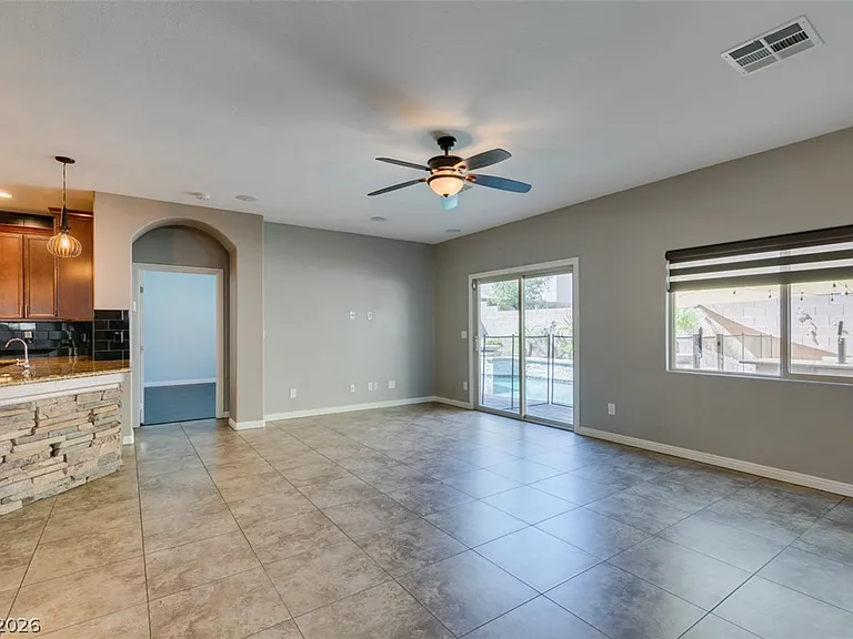 9114 Mastodon Ave — Photo 14