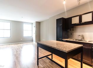225 W Randolph St, Chicago, IL 60606