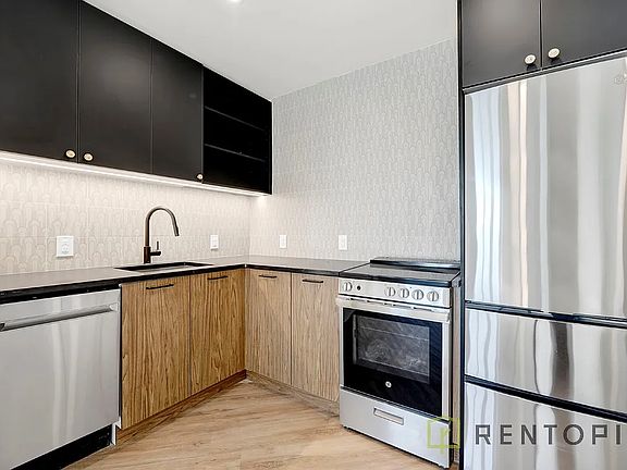 3rd image of 668 Bushwick Ave #516