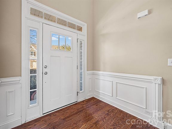 3rd image of 8919 Inverness Bay Rd