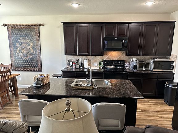 5th image of 1206 Erika Ln