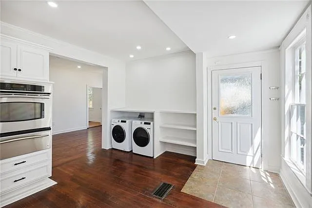8205 Maple St — Photo 9