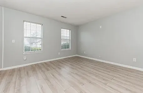 Building Photo - 219 Sterling Hills Cir