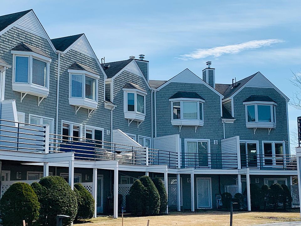 2nd image of 148 Breakwater Dr Unit 15