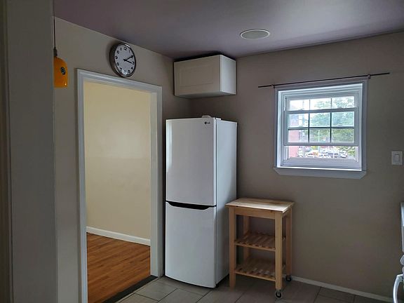 3rd image of 158-03 73rd Ave