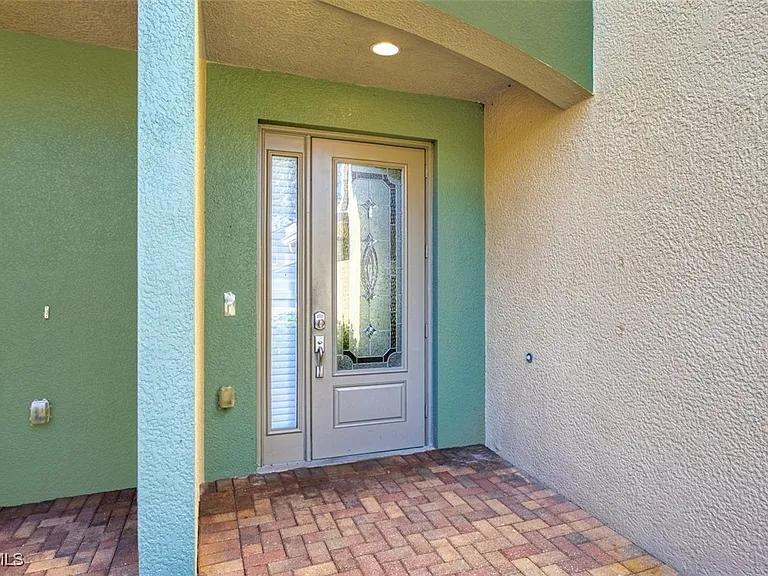3211 Cottonwood Bnd #705 — Photo 6